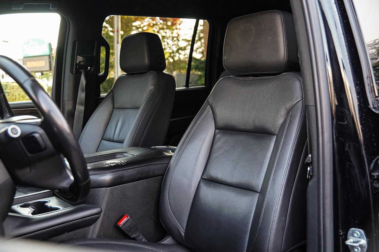2022 Chevrolet Suburban LT 4WD |DIESEL|ONE OWNER|7 PASS|LDW Photo