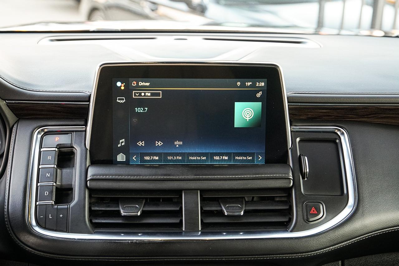 2022 Chevrolet Suburban LT 4WD |DIESEL|ONE OWNER|7 PASS|LDW Photo