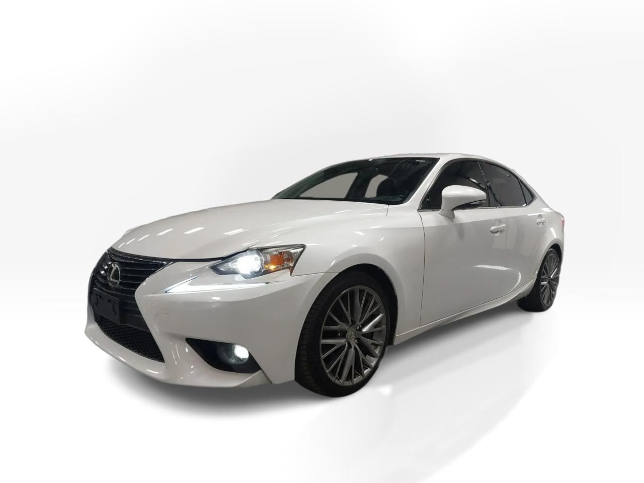 2016 Lexus IS 300 4dr Sdn AWD Photo