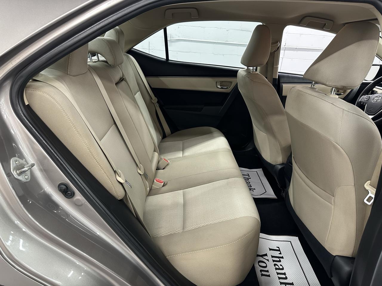 2016 Toyota Corolla LE Photo