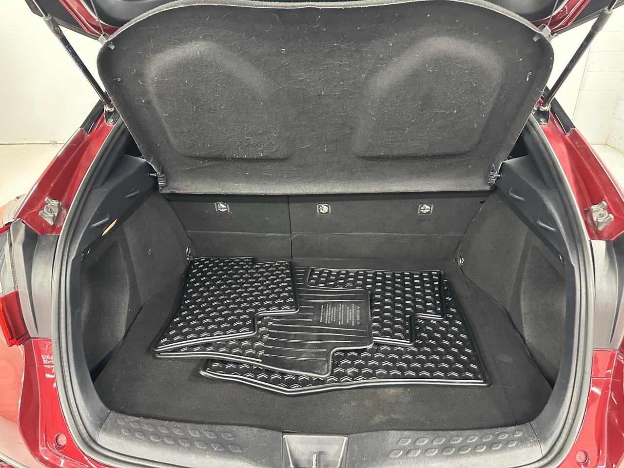 2018 Toyota C-HR XLE Photo
