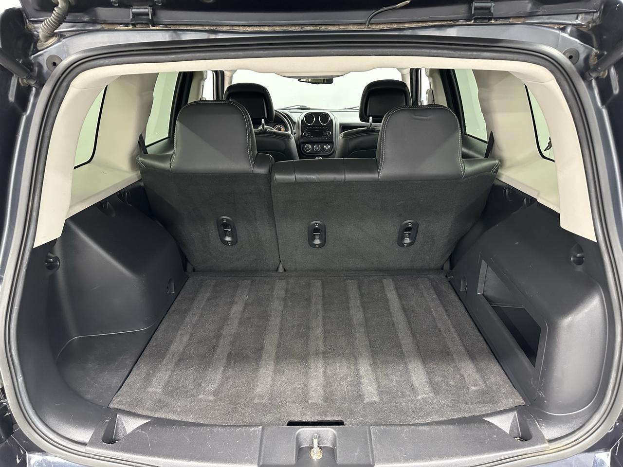 2015 Jeep Patriot 4WD 4dr High Altitude Photo25