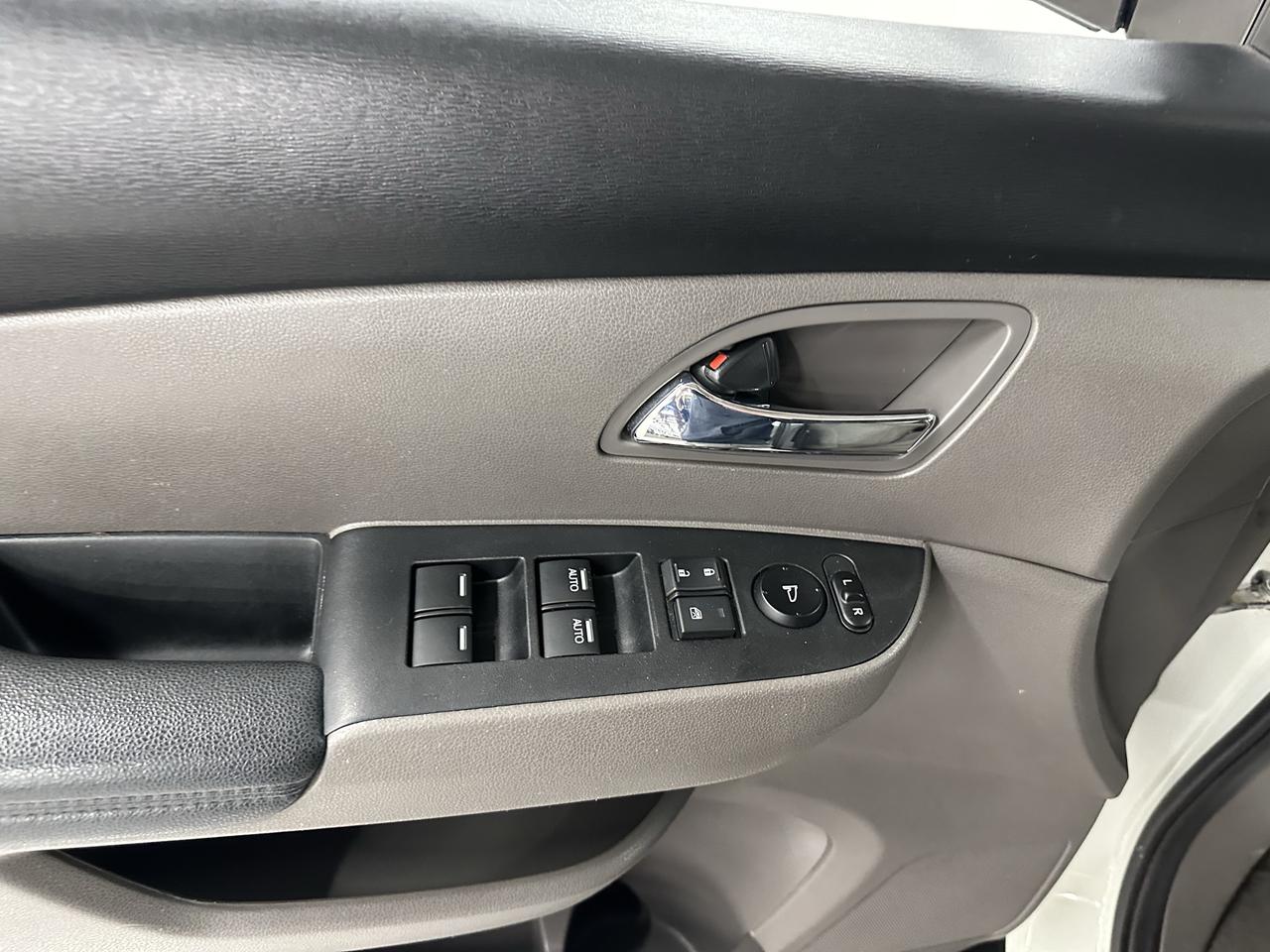 2017 Honda Odyssey EX Photo