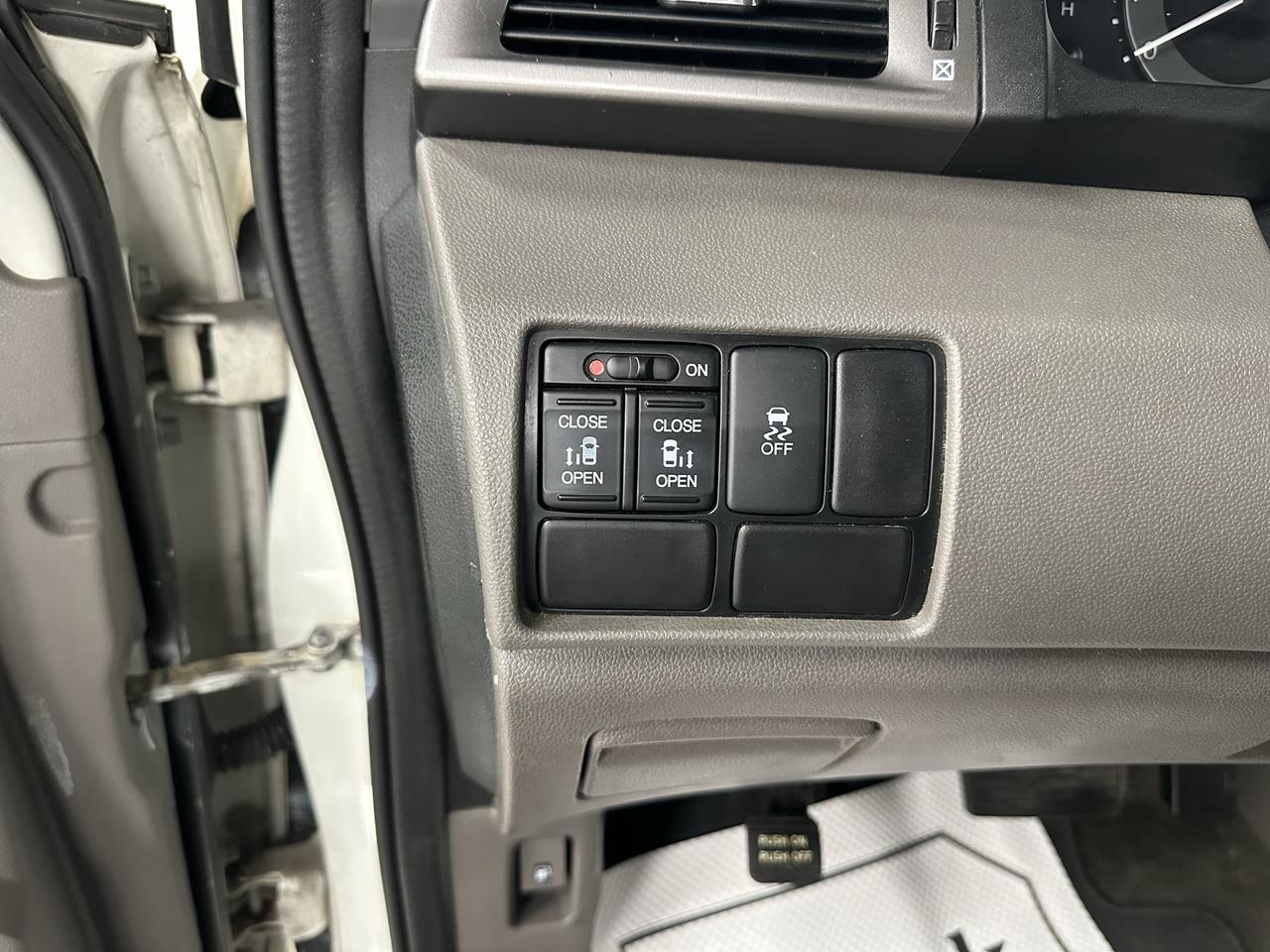 2017 Honda Odyssey EX Photo