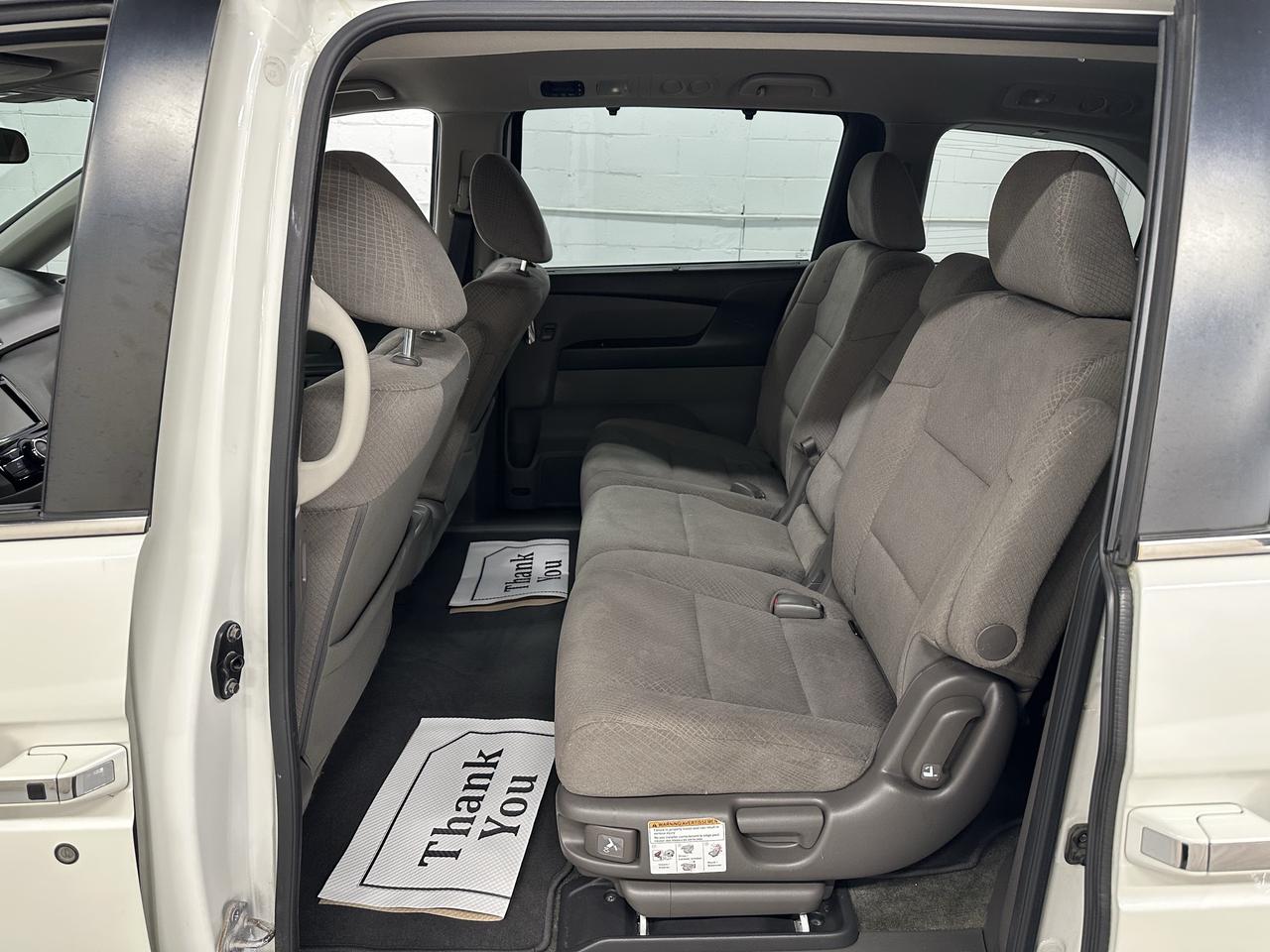 2017 Honda Odyssey EX Photo30