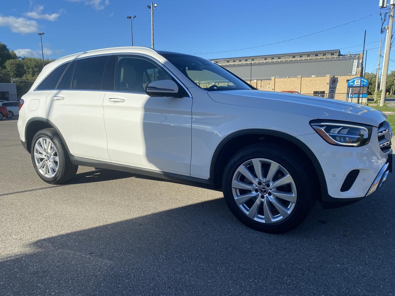 2021 Mercedes-Benz GLC-Class GLC300 4MATIC Photo3