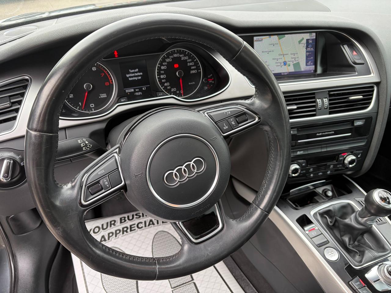 2014 Audi A4 Technik Photo