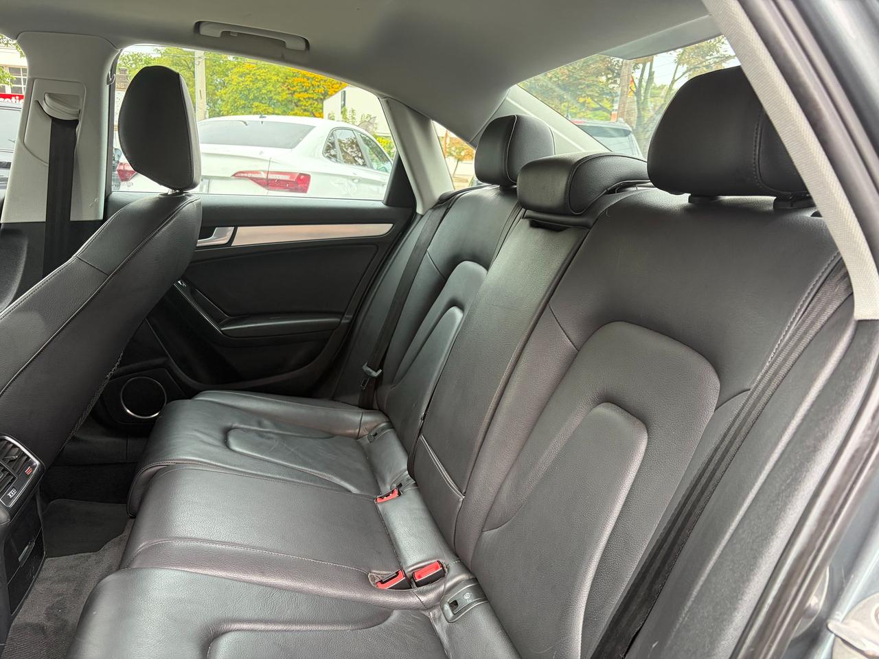 2014 Audi A4 Technik Photo