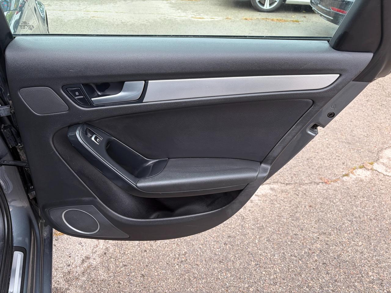 2014 Audi A4 Technik Photo