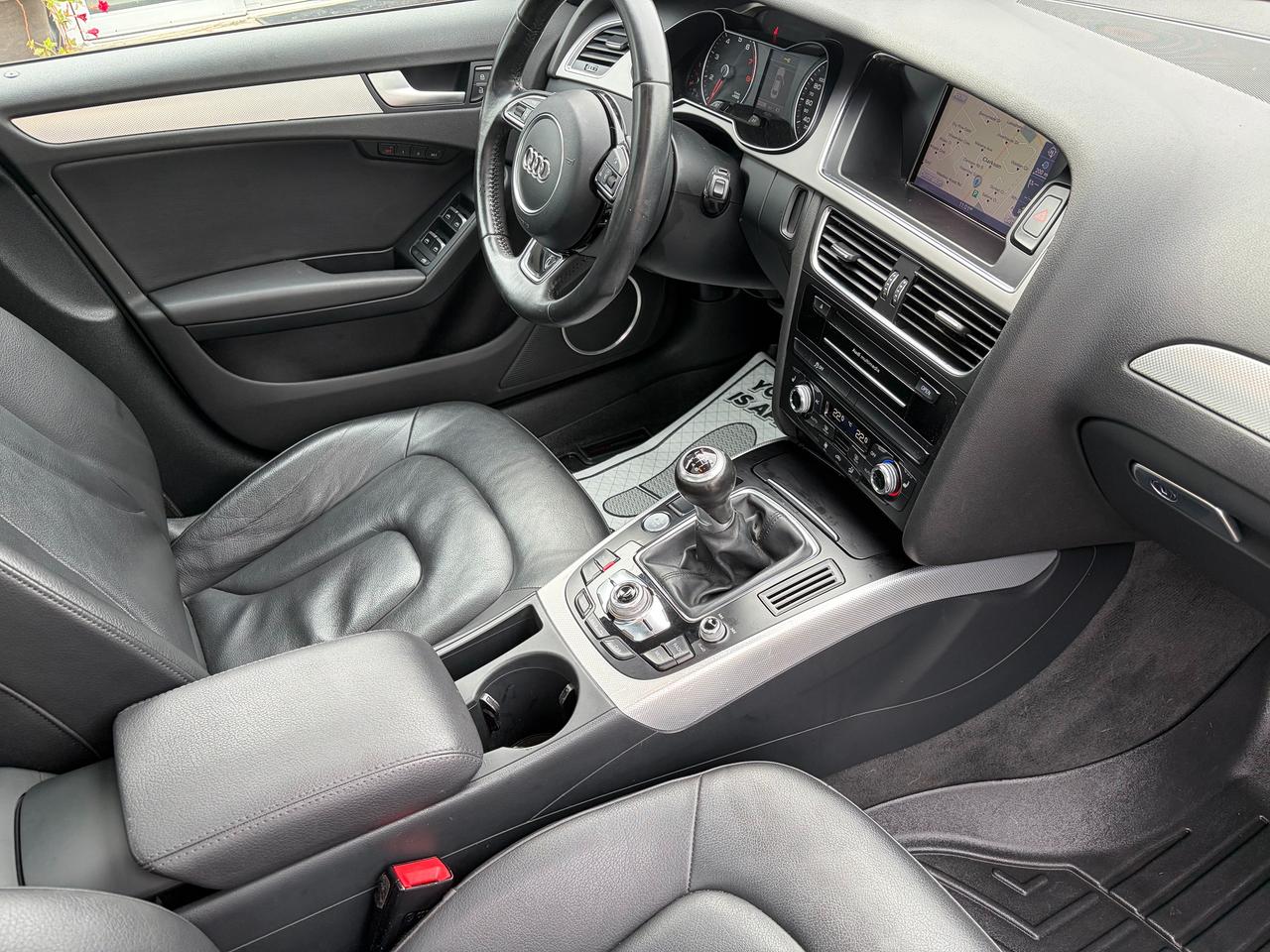 2014 Audi A4 Technik Photo