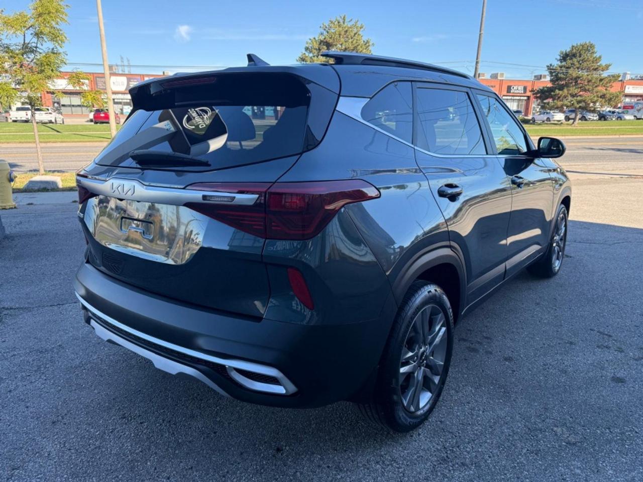 2022 Kia Seltos EX AWD * LEATHER * SUNROOF * BLIND SPOT Photo4