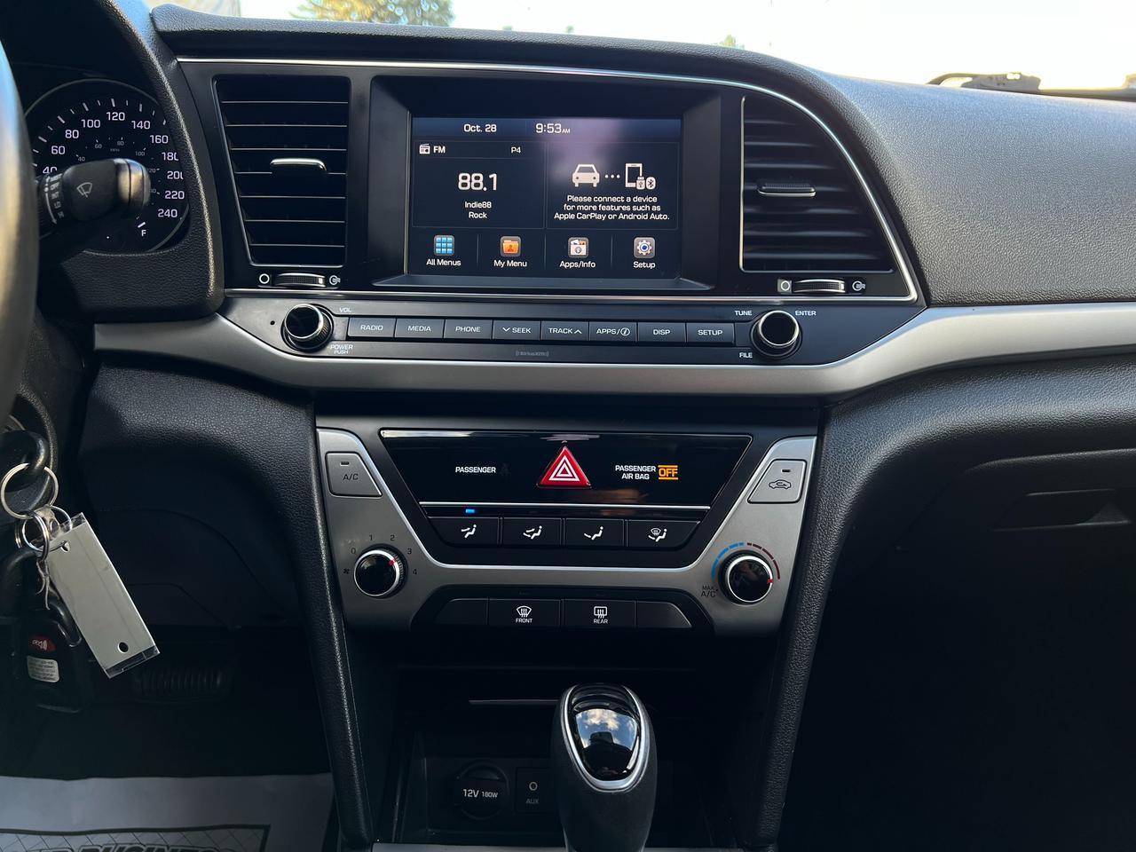 2017 Hyundai Elantra GL- Low KMs Back Up Camera Blind Spot Bluetooth Photo