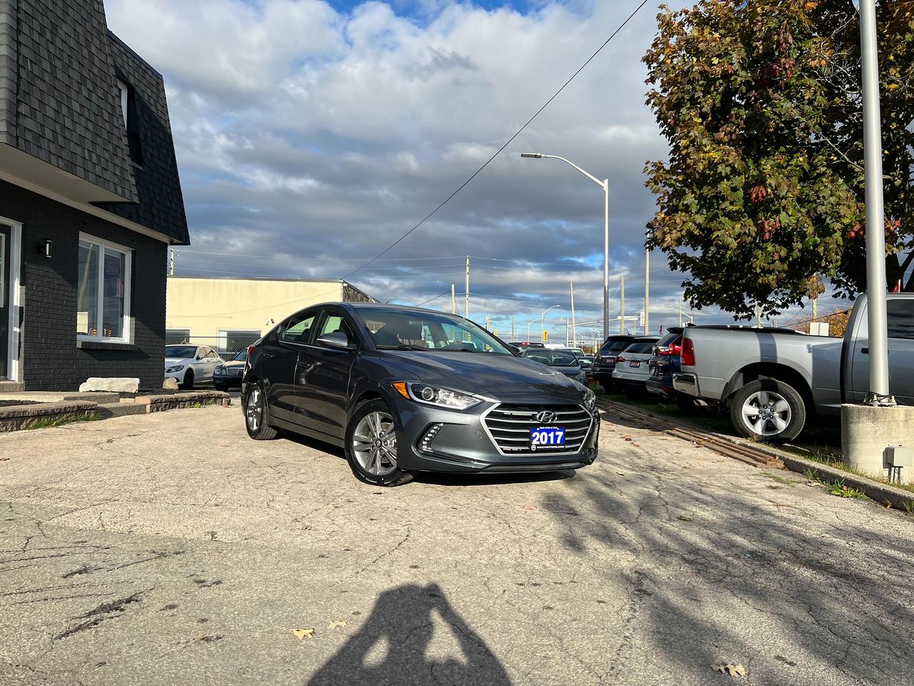 2017 Hyundai Elantra GL- Low KMs Back Up Camera Blind Spot Bluetooth Photo