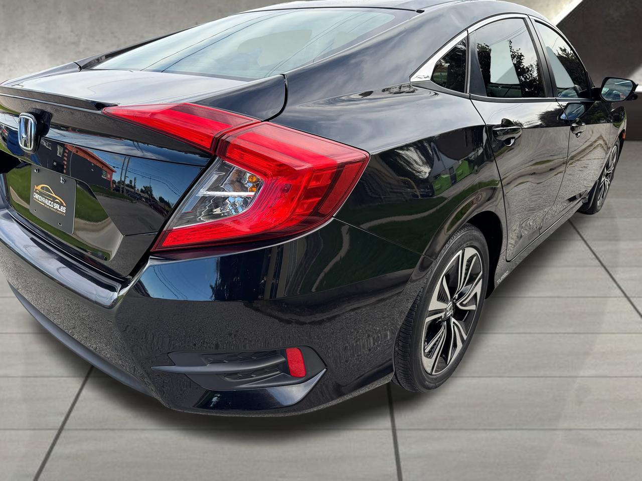 2016 Honda Civic EX-T+CLEAN CARFAX+Adaptive Cruise+LKA+Sunroof Photo
