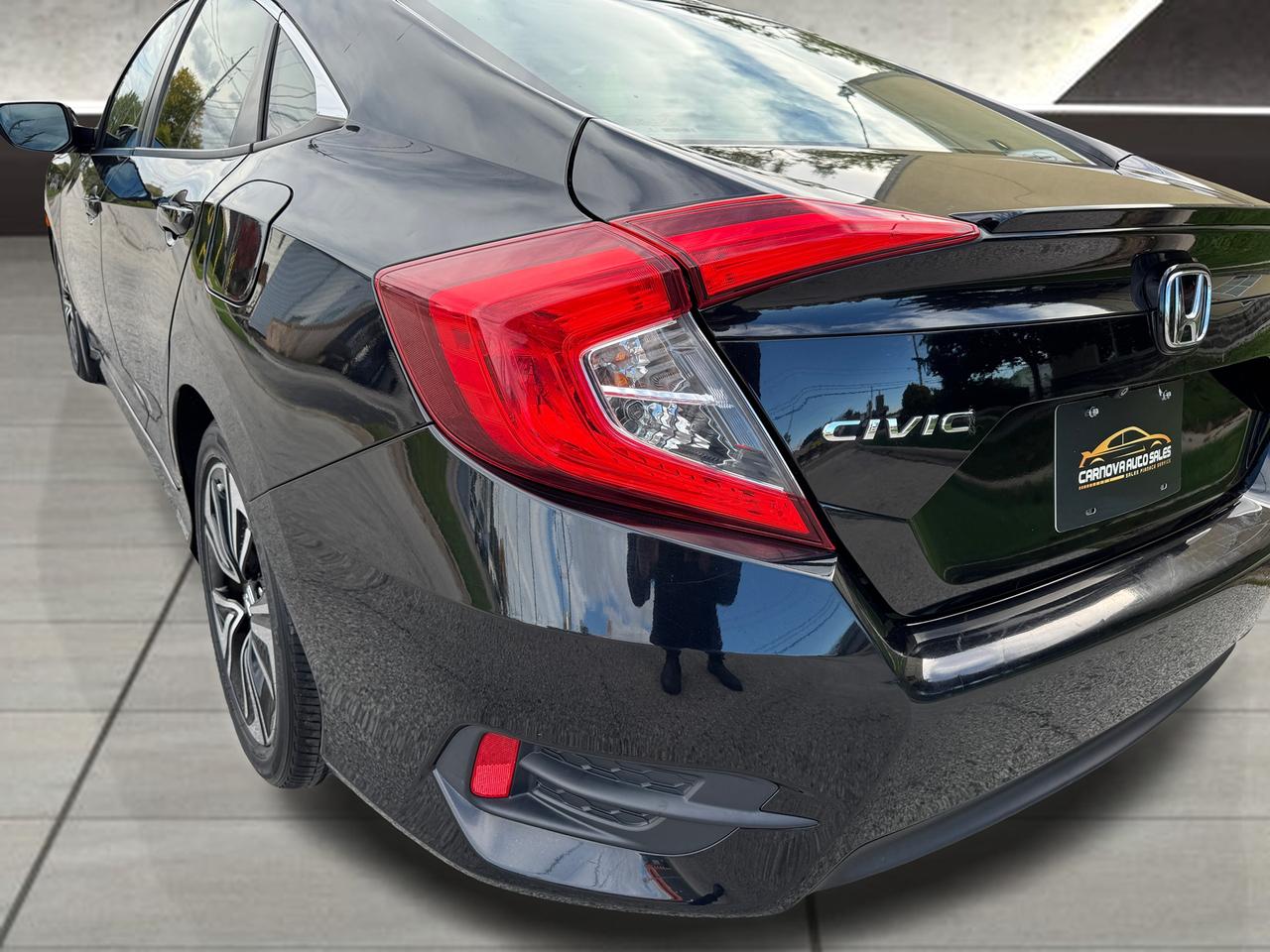 2016 Honda Civic EX-T+CLEAN CARFAX+Adaptive Cruise+LKA+Sunroof Photo