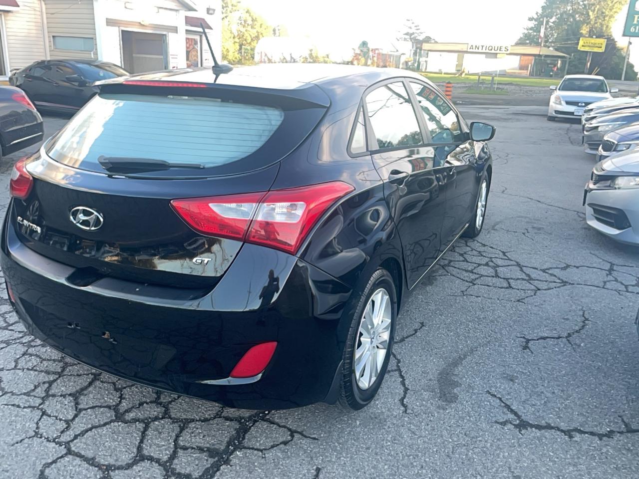 2013 Hyundai Elantra GT GLS Photo