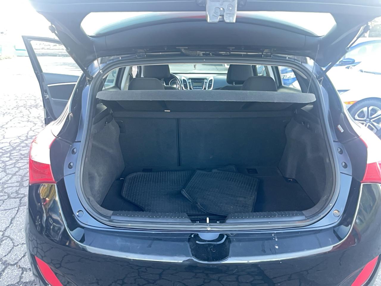 2013 Hyundai Elantra GT GLS Photo
