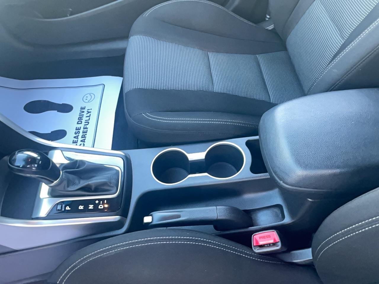 2013 Hyundai Elantra GT GLS Photo