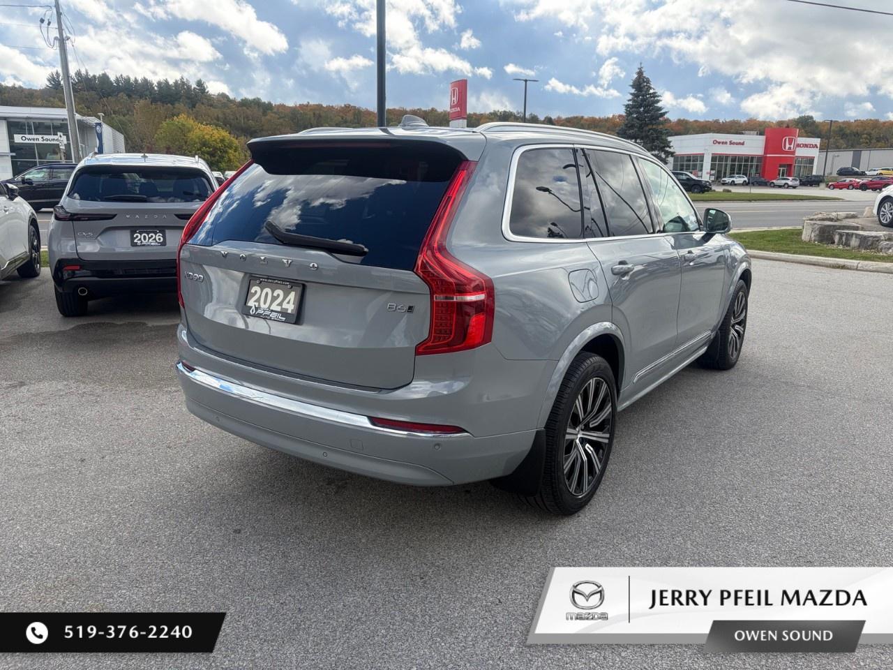 2024 Volvo XC90 B6 AWD Core Bright Theme 7-Seater Photo