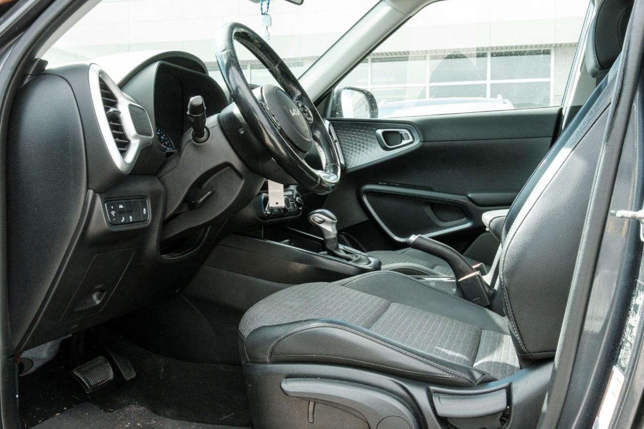 2022 Kia Soul EX  IVT Photo