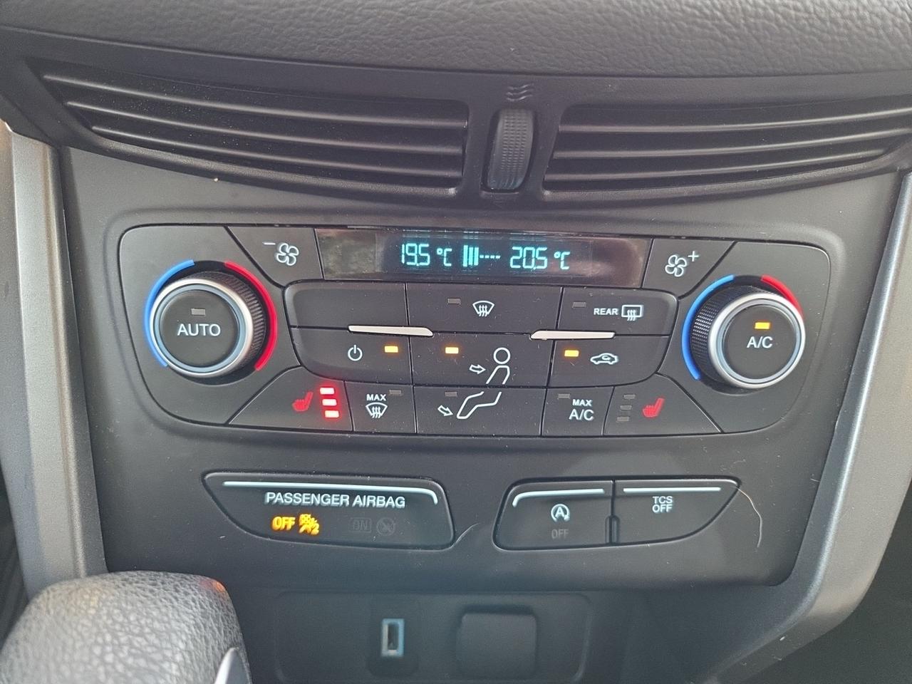 2018 Ford Escape SE Photo
