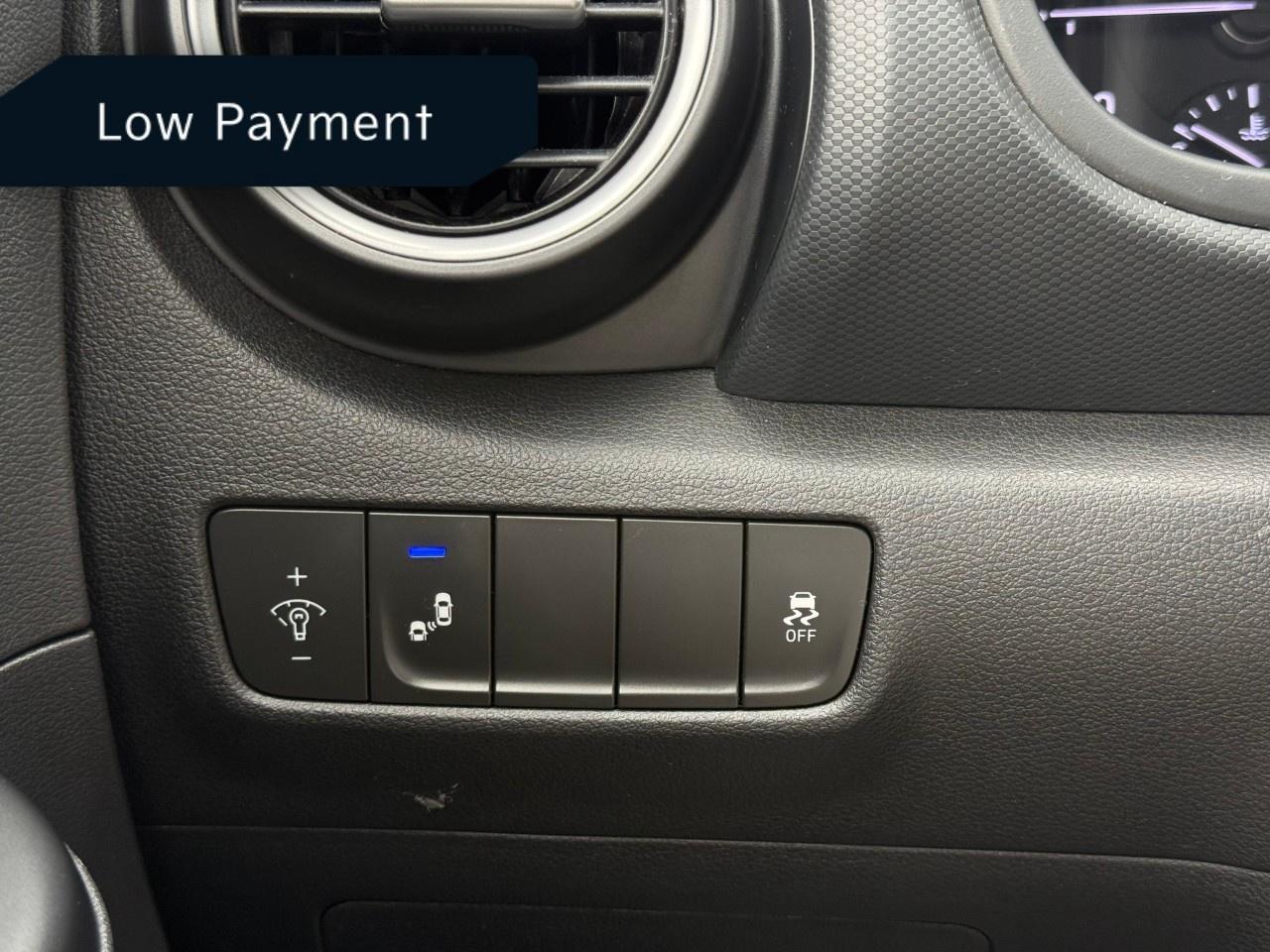 2020 Hyundai KONA 2.0L Preferred AWD Photo