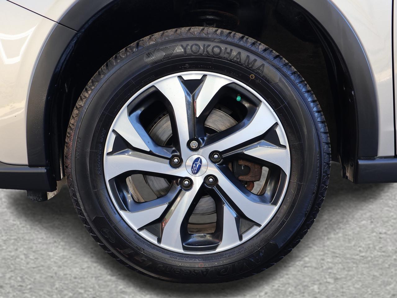 2020 Subaru Outback LIMITED AWD *ACCIDENT FREE*1 OWNER* CAMERA NAV BLUETOOTH LEATHER HEATED SEATS SUNROOF CRUISE ALLOYS Photo