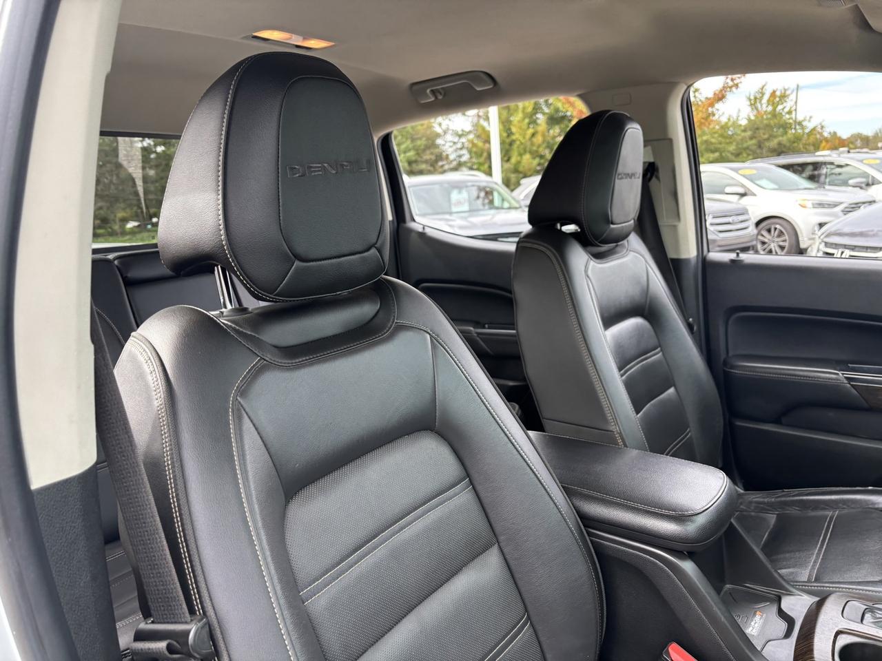 2020 GMC Canyon Denali Photo