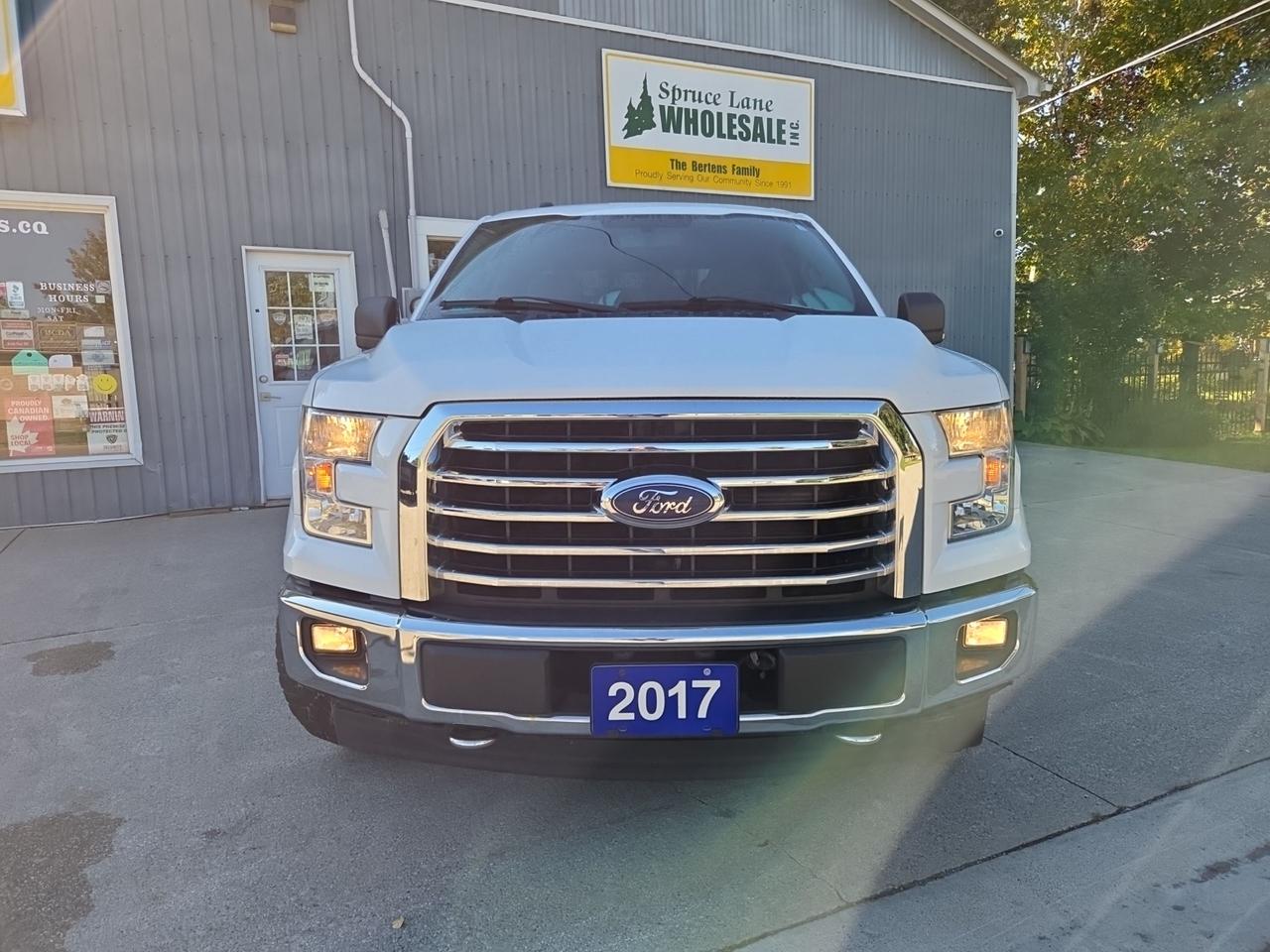 2017 Ford F-150 XLT    302A Photo1