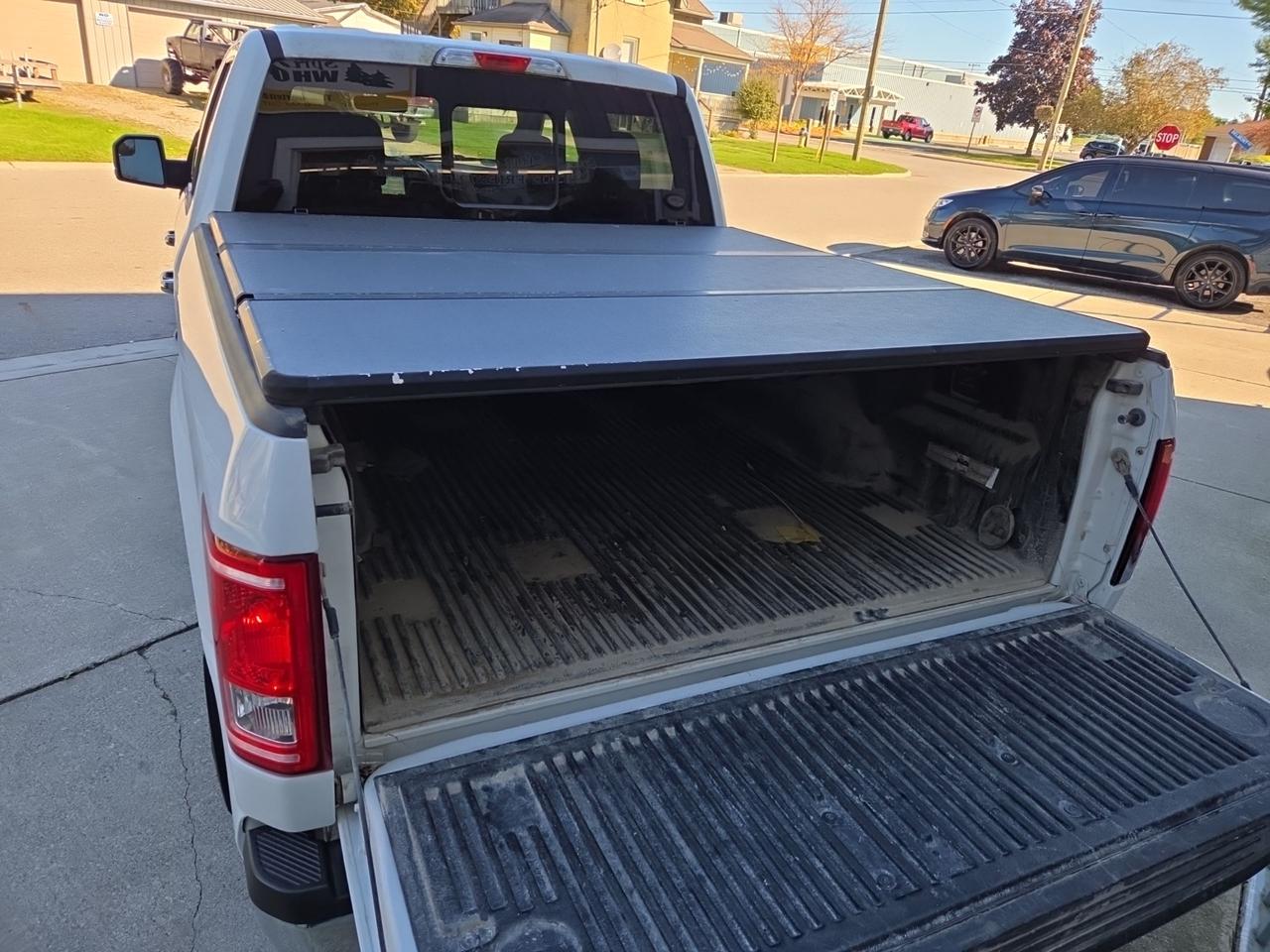 2017 Ford F-150 XLT    302A Photo