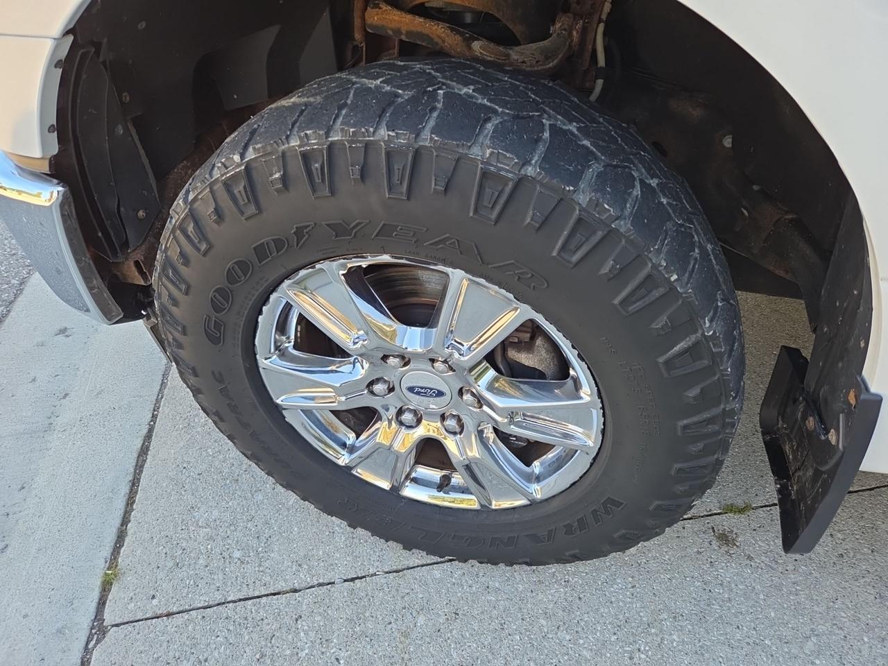 2017 Ford F-150 XLT    302A Photo