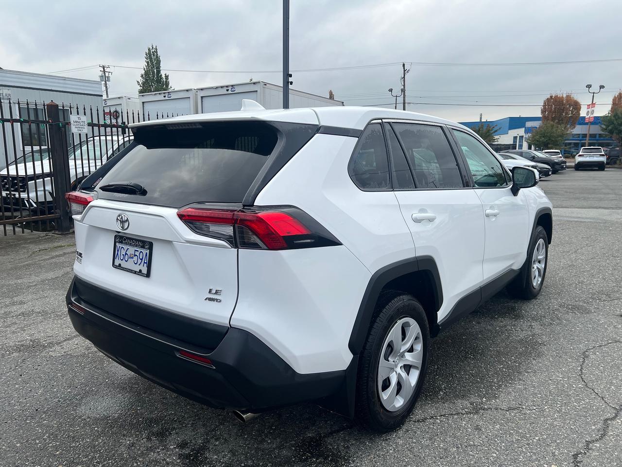 2024 Toyota RAV4 LE Photo