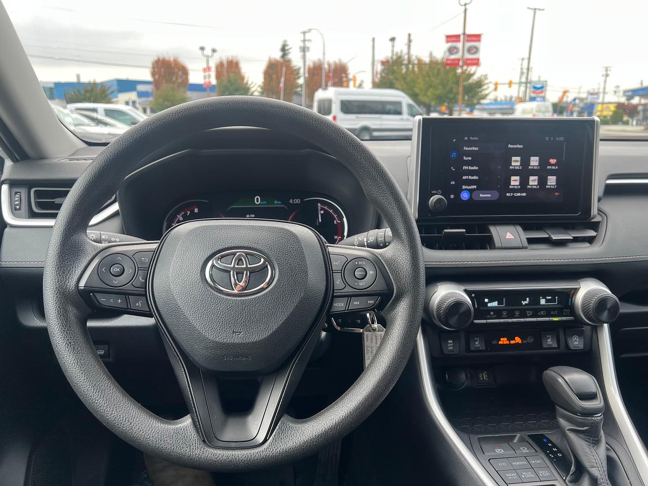 2024 Toyota RAV4 LE Photo