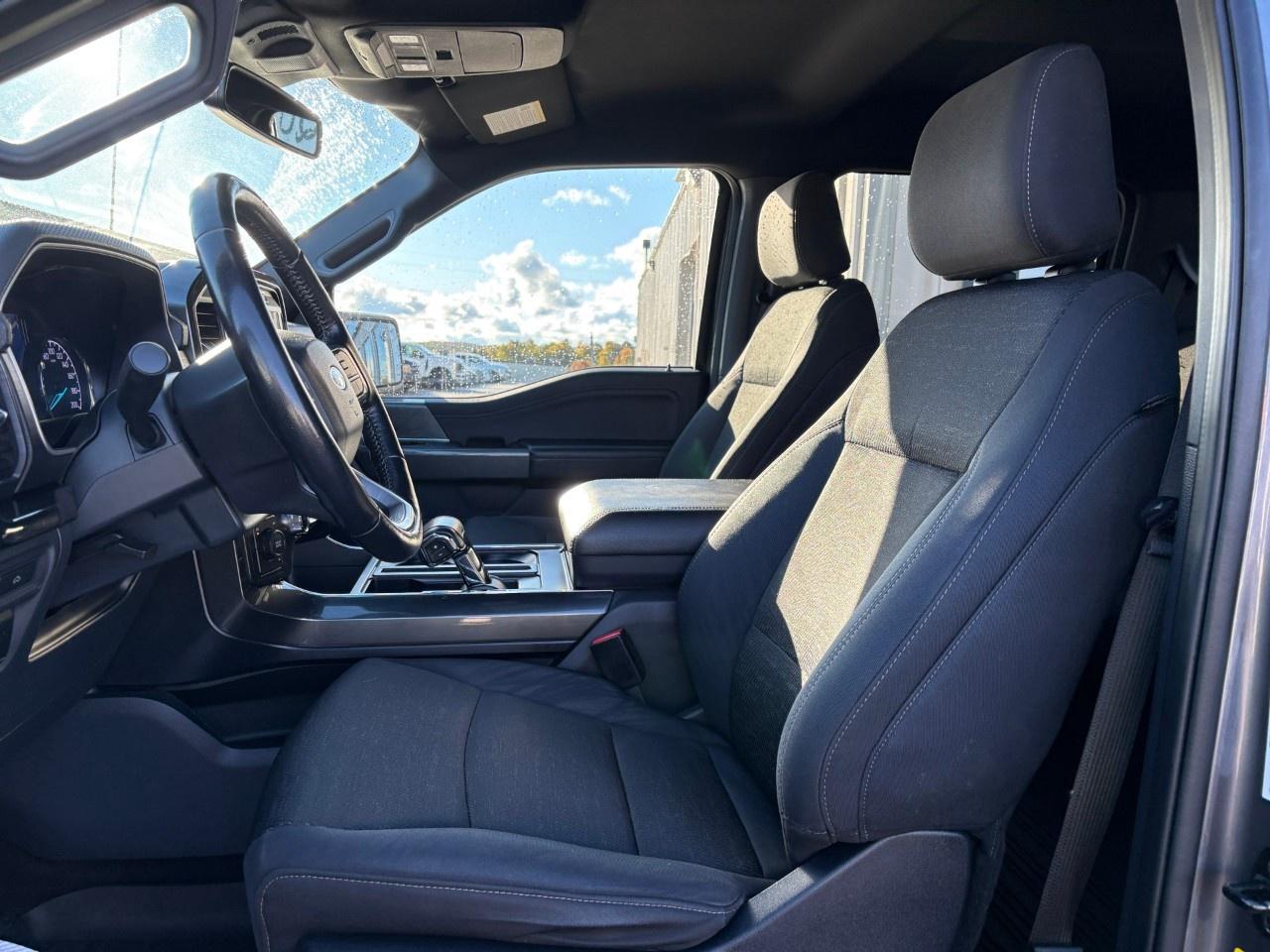 2022 Ford F-150 XLT 4WD SuperCrew 5.5' Box Photo