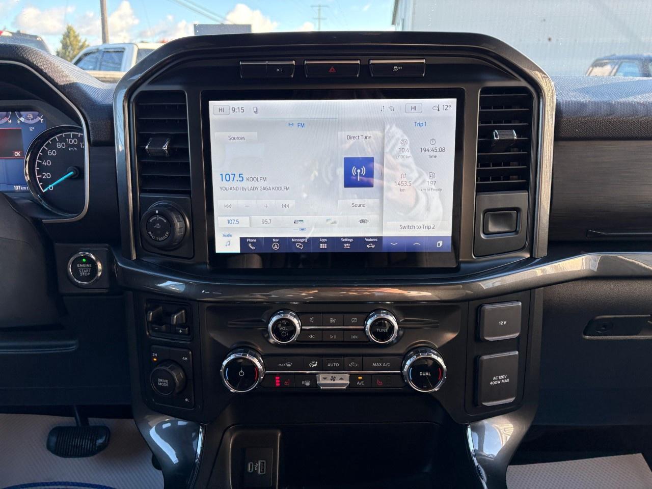 2022 Ford F-150 XLT 4WD SuperCrew 5.5' Box Photo