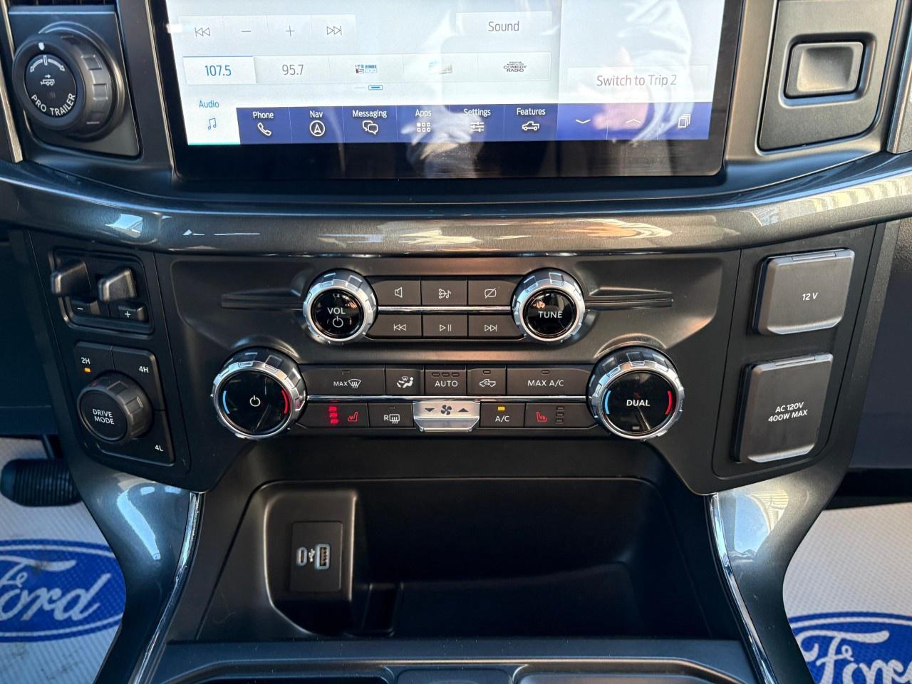 2022 Ford F-150 XLT 4WD SuperCrew 5.5' Box Photo