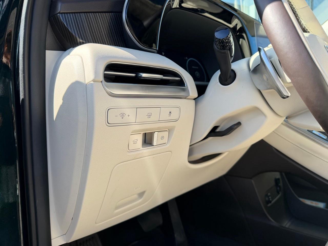 2025 Hyundai PALISADE Ultimate Calligraphy w/Beige 7-Passenger AWD Photo