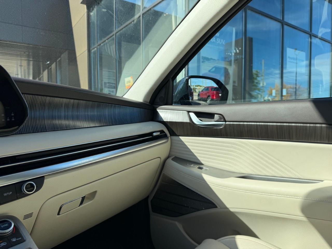2025 Hyundai PALISADE Ultimate Calligraphy w/Beige 7-Passenger AWD Photo