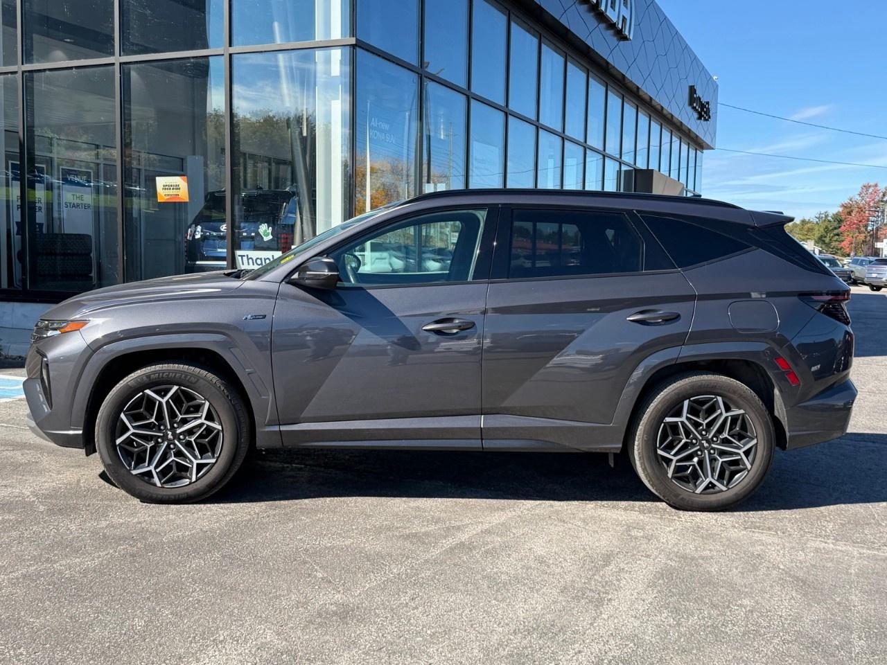 2022 Hyundai Tucson N Line AWD Photo2