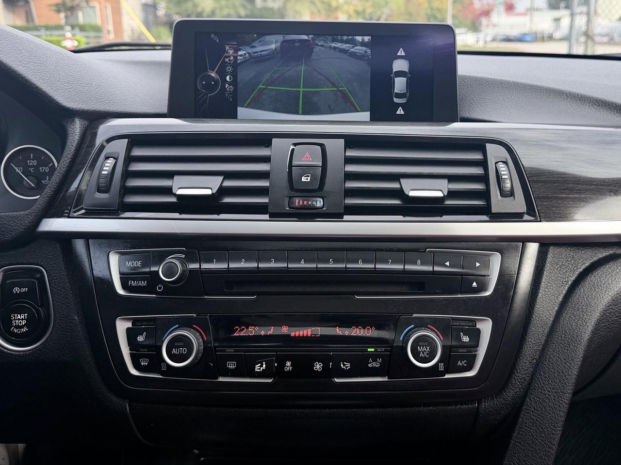 2015 BMW 3 Series FINANCING AVAILABLE Photo14
