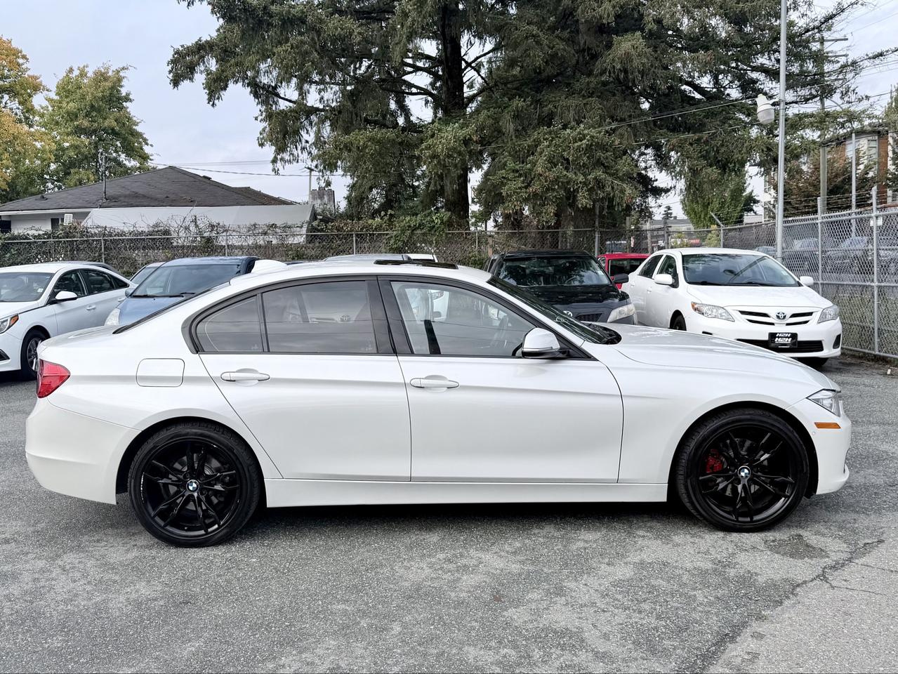 2015 BMW 3 Series FINANCING AVAILABLE Photo5