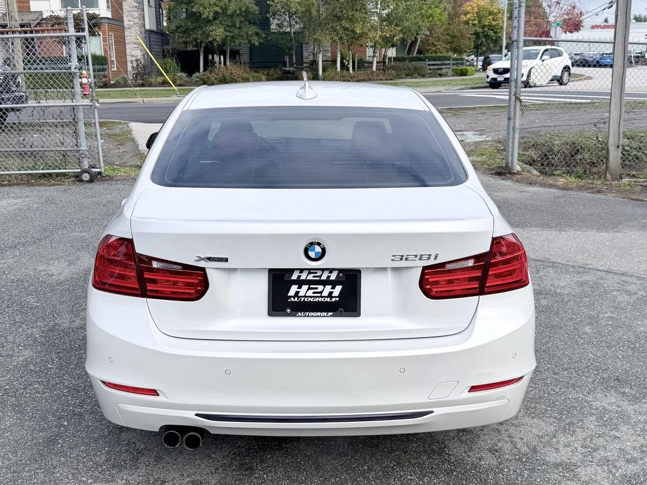 2015 BMW 3 Series FINANCING AVAILABLE Photo7