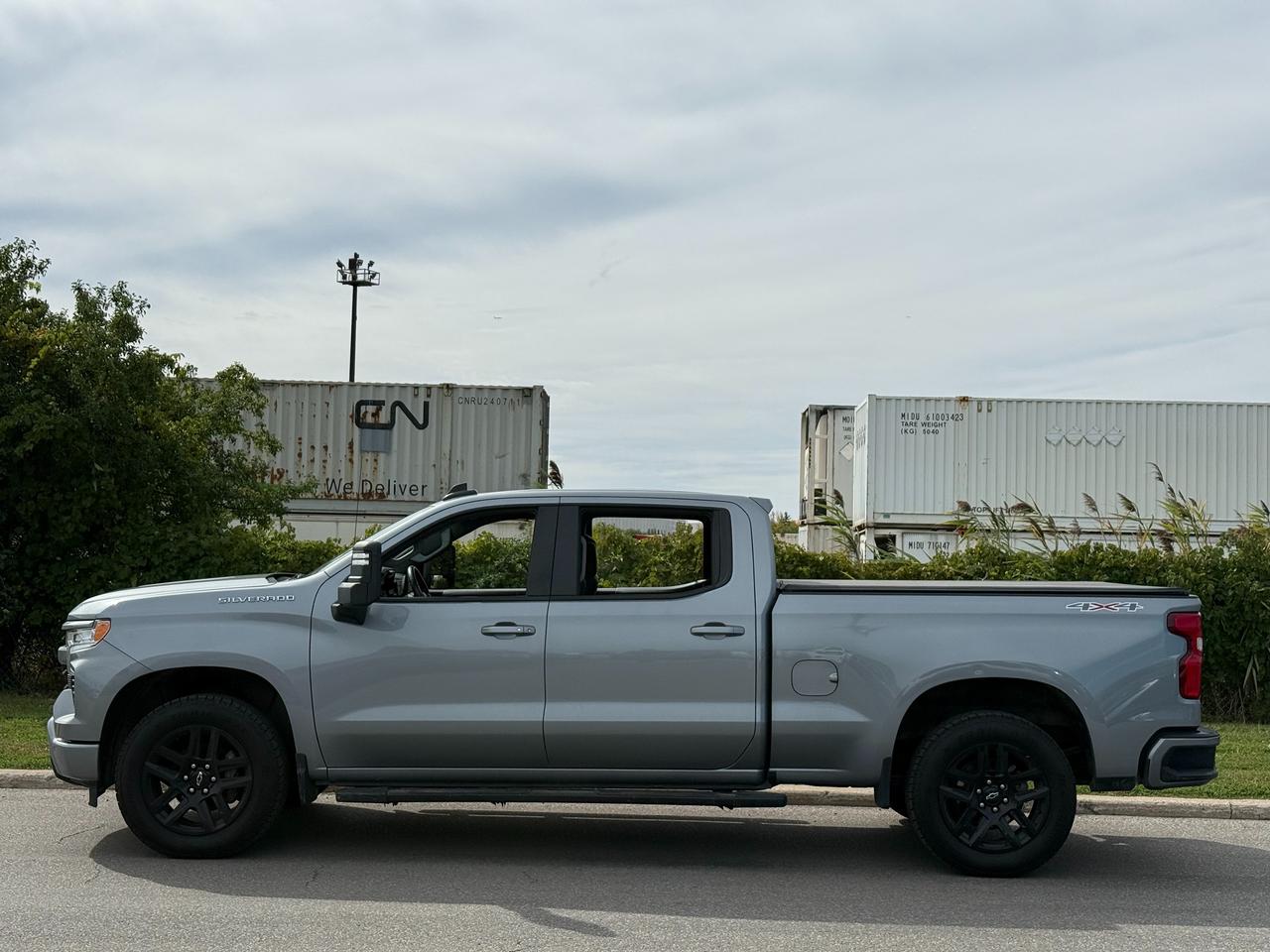 2025 Chevrolet Silverado 1500 4WD Crew Cab 157" RST Photo