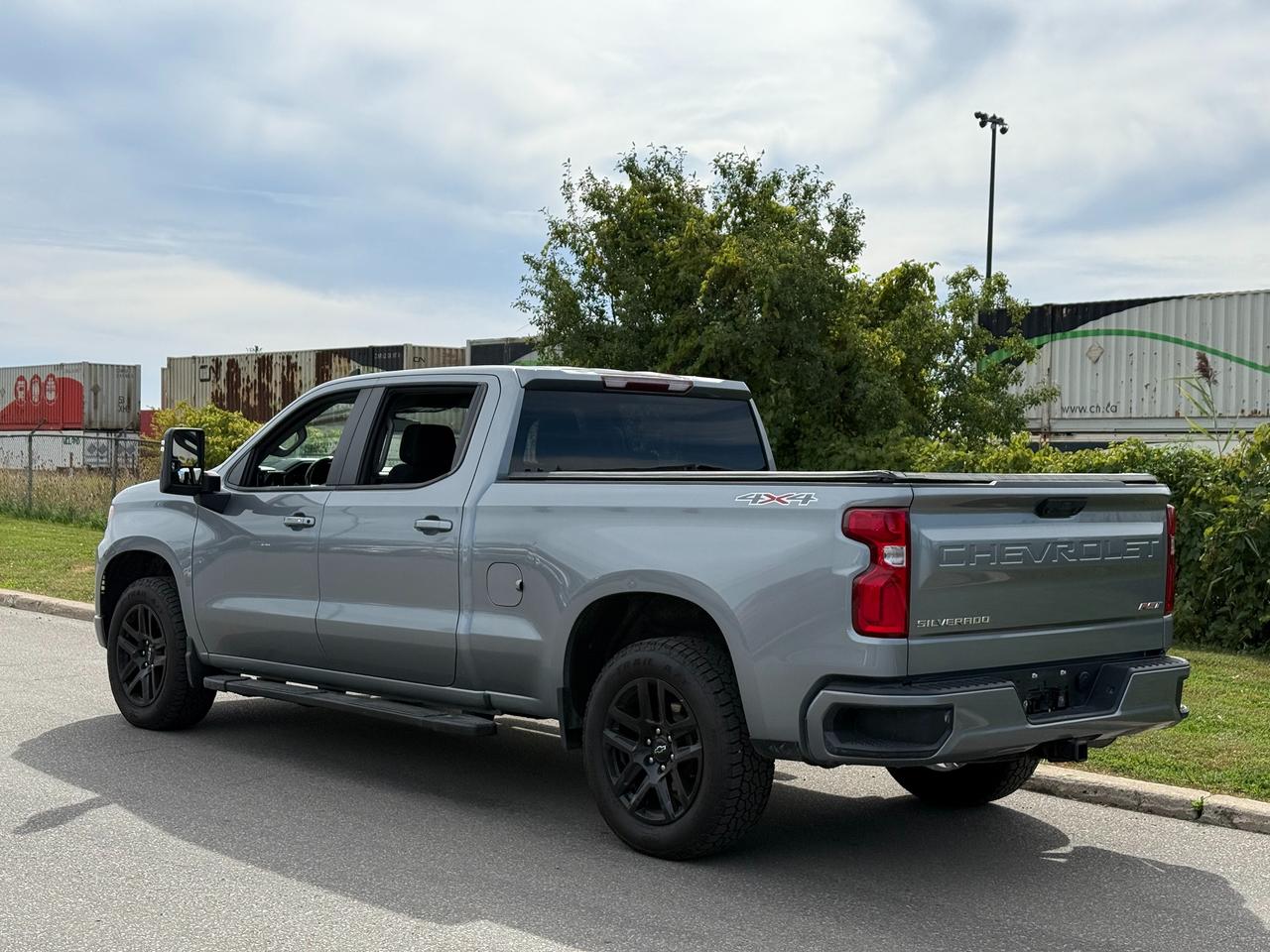 2025 Chevrolet Silverado 1500 4WD Crew Cab 157" RST Photo