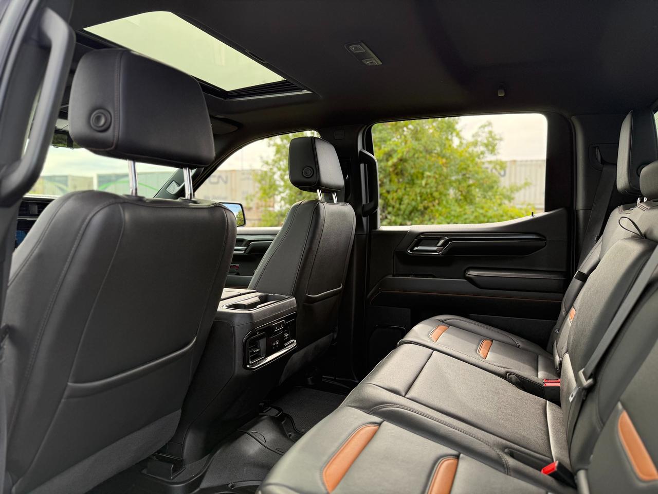 2024 GMC Sierra 1500 4WD Crew Cab 147" AT4 Photo