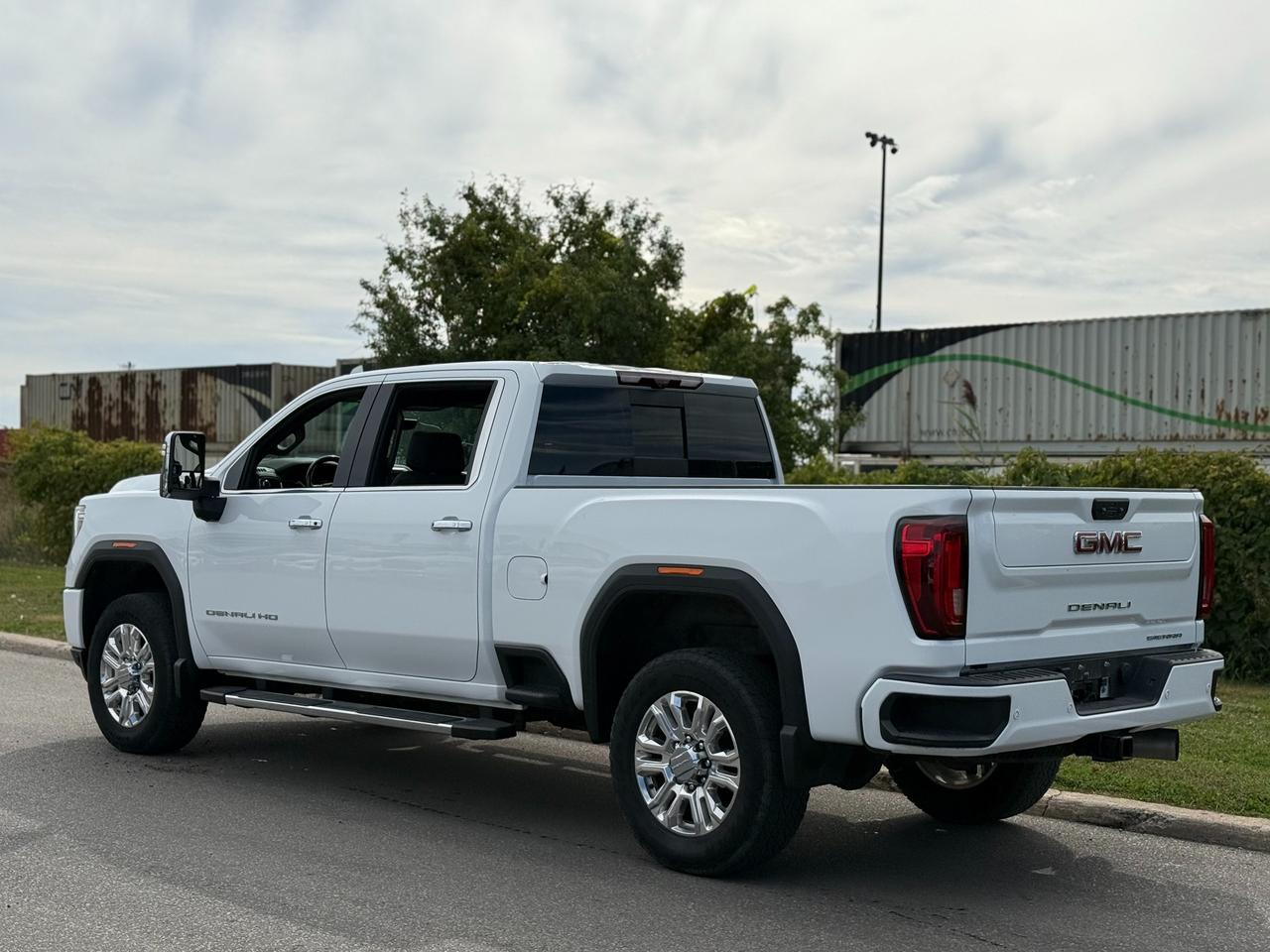 2022 GMC Sierra 2500 4WD Crew Cab 159" Denali Photo