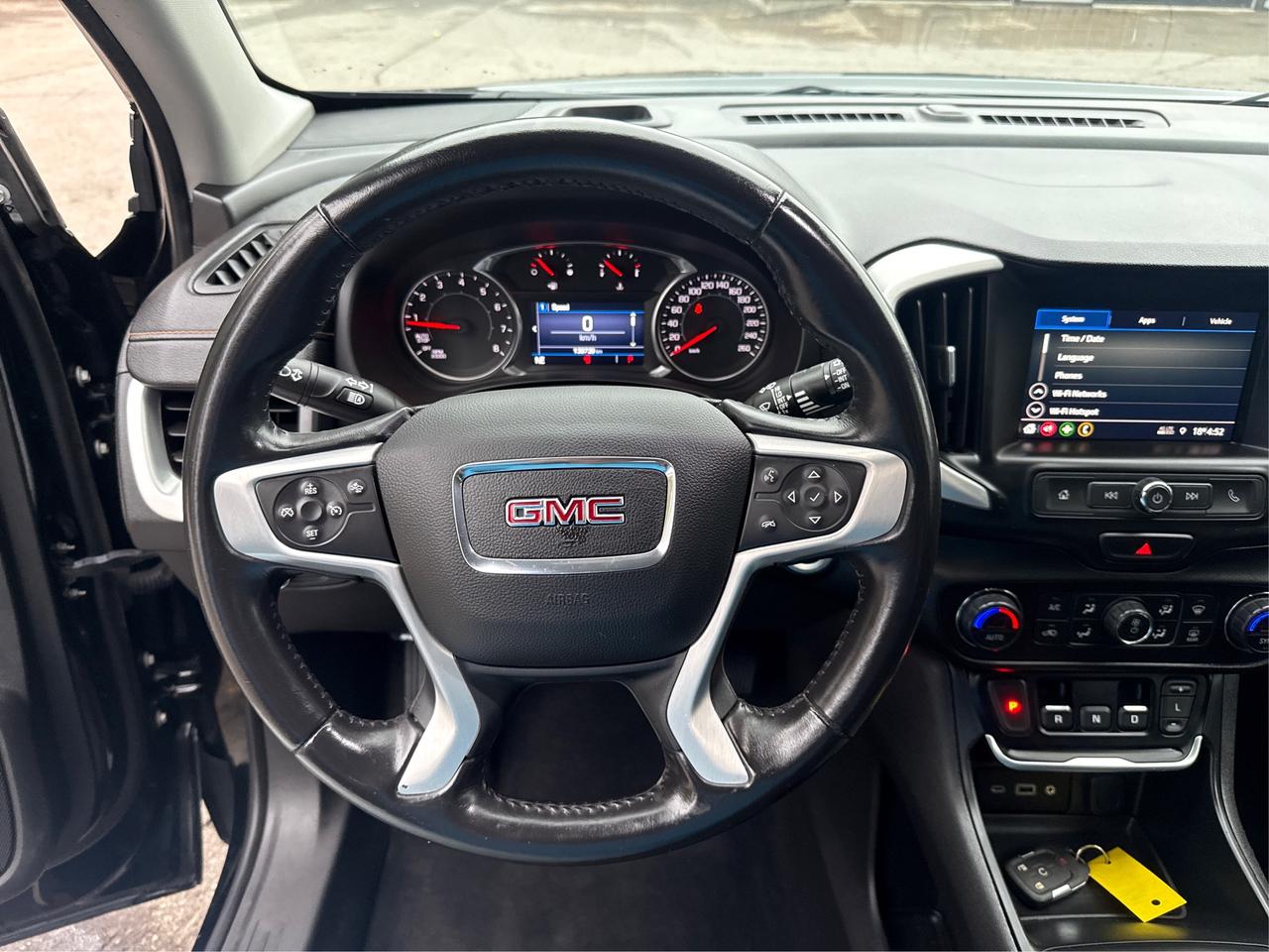 2021 GMC Terrain AWD 4DR SLE Photo