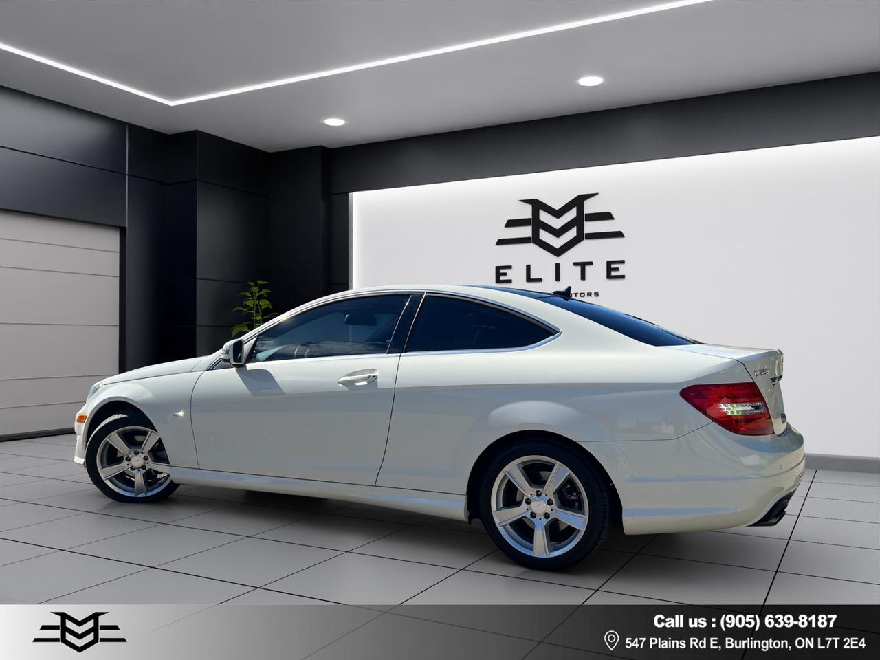 2012 Mercedes-Benz C-Class C 250 COUPE - LEATHER - SUNROOF !!! Photo