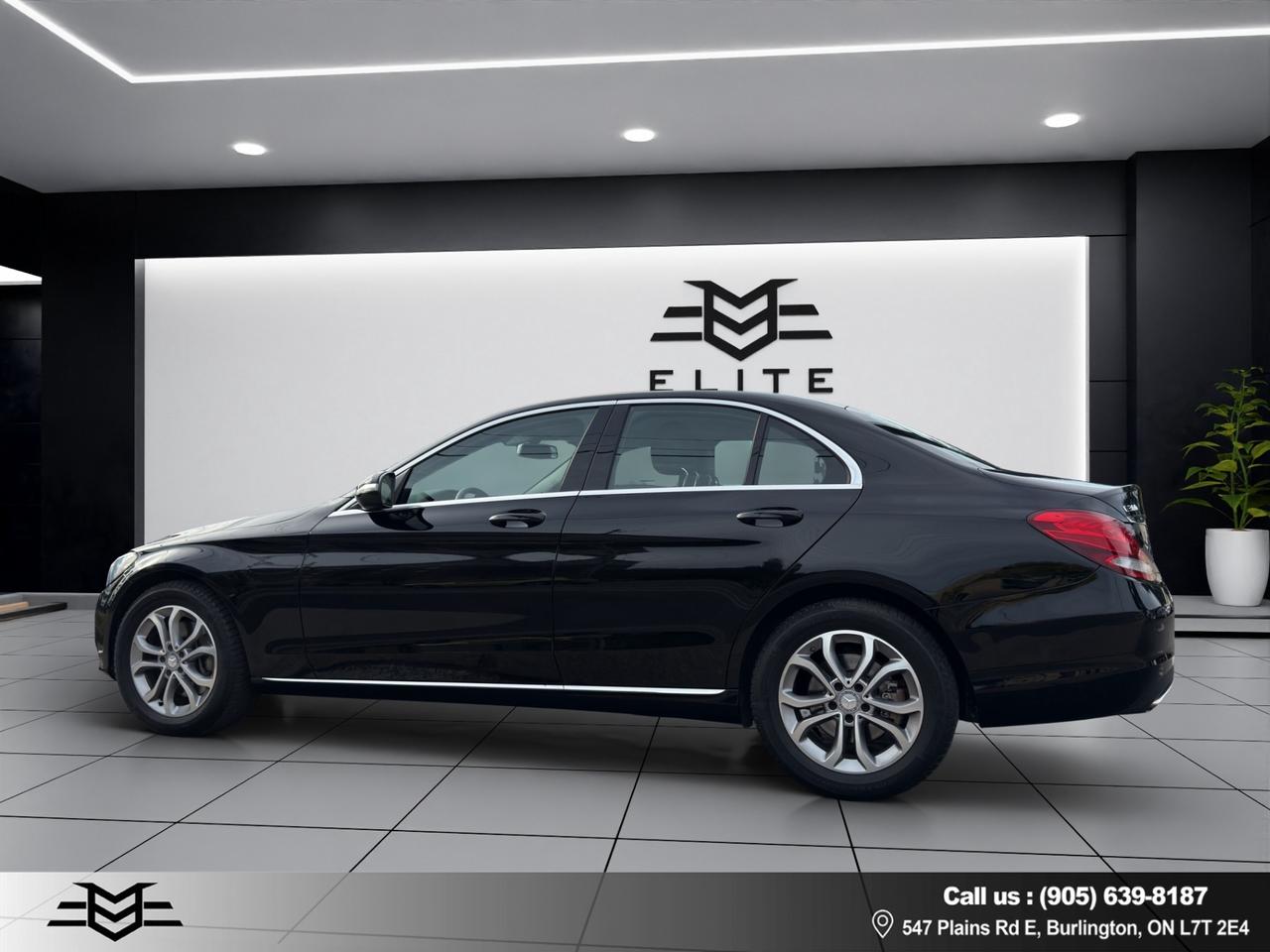 2015 Mercedes-Benz C-Class C300 4MATIC - Blind Spot Monitor - Backup Camera !!! Photo