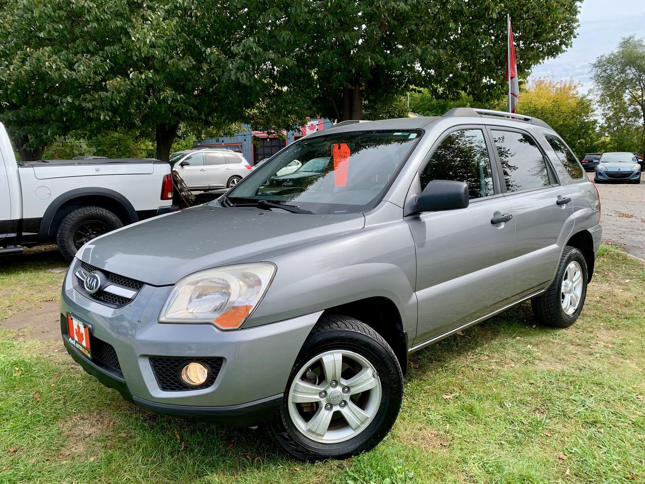 2010 Kia Sportage LX 1 OWNER 71KM W SAFETY Photo1